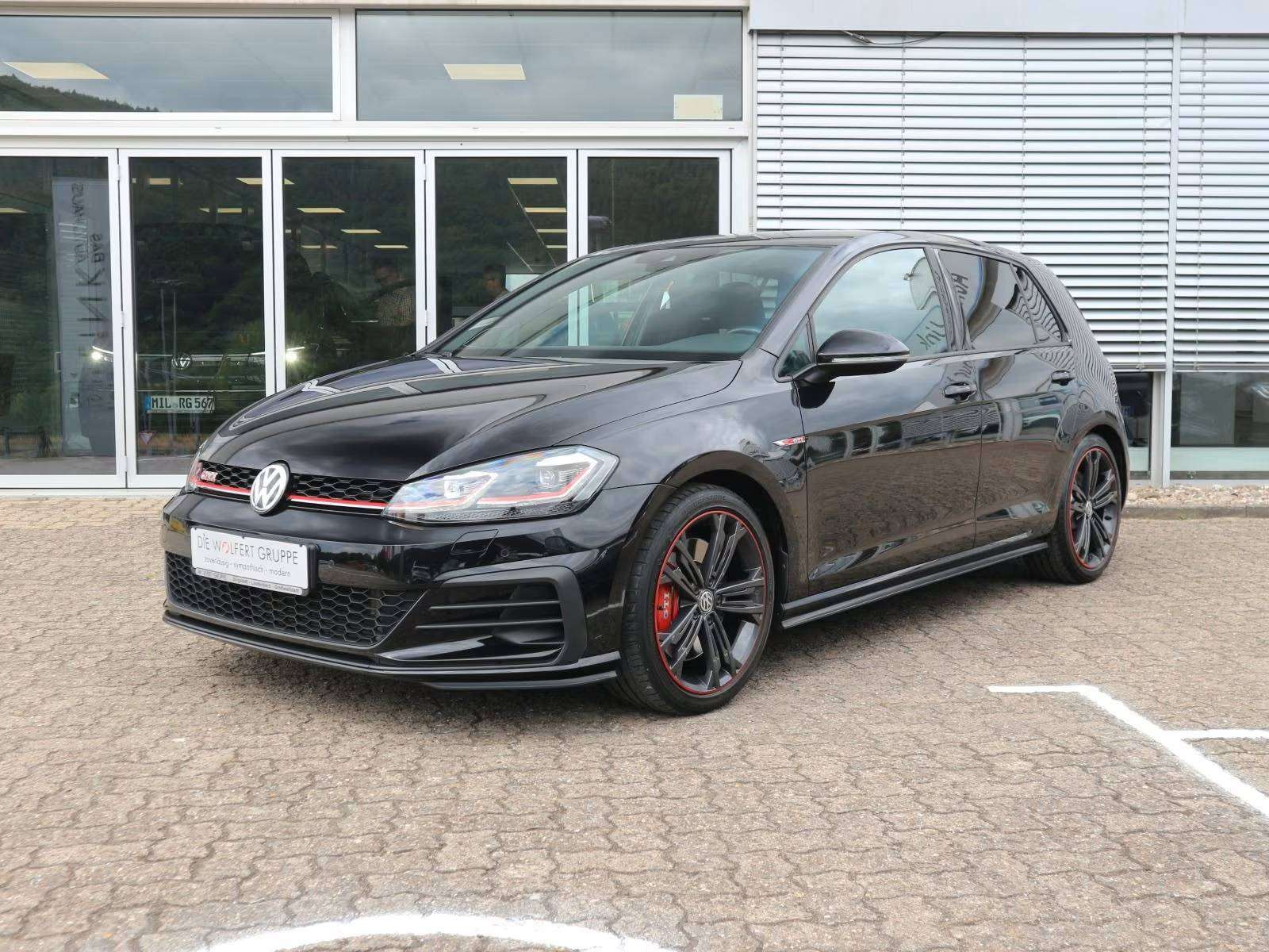 Volkswagen Golf GTI