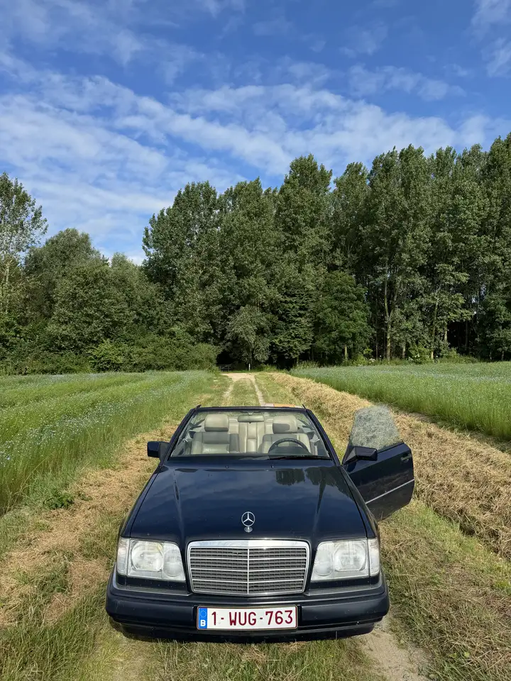 Mercedes-Benz E 220 Cabrio, foto 3