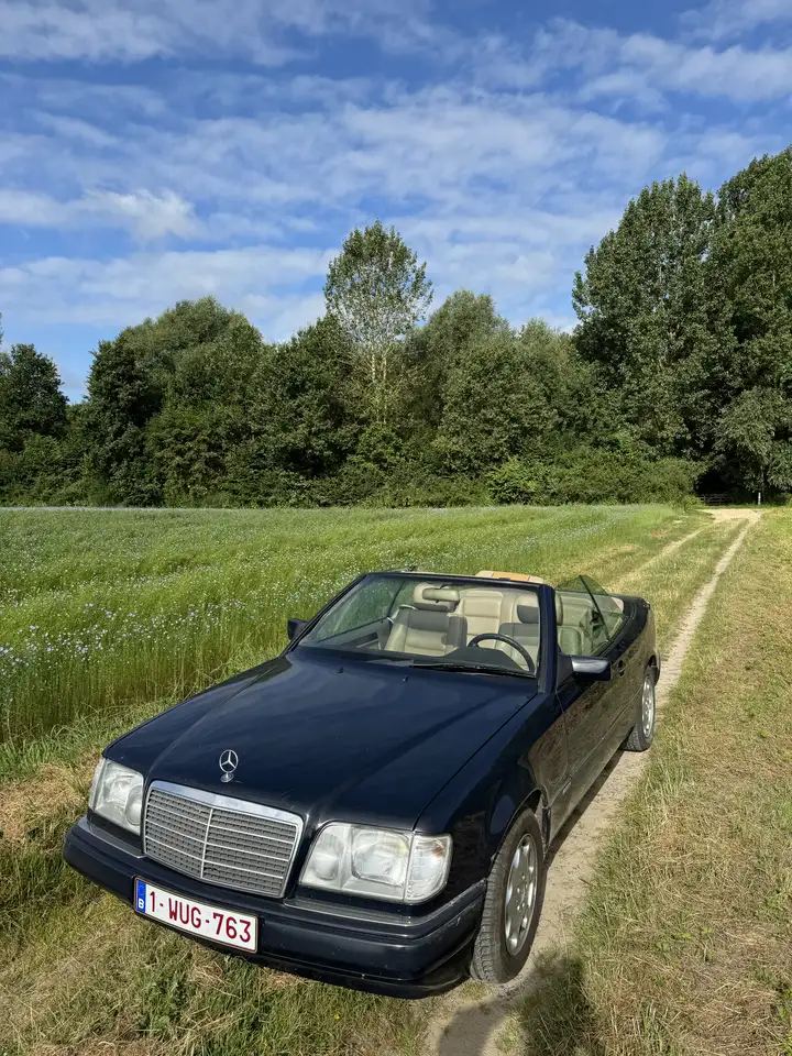 Mercedes-Benz E 220 Cabrio, foto 4