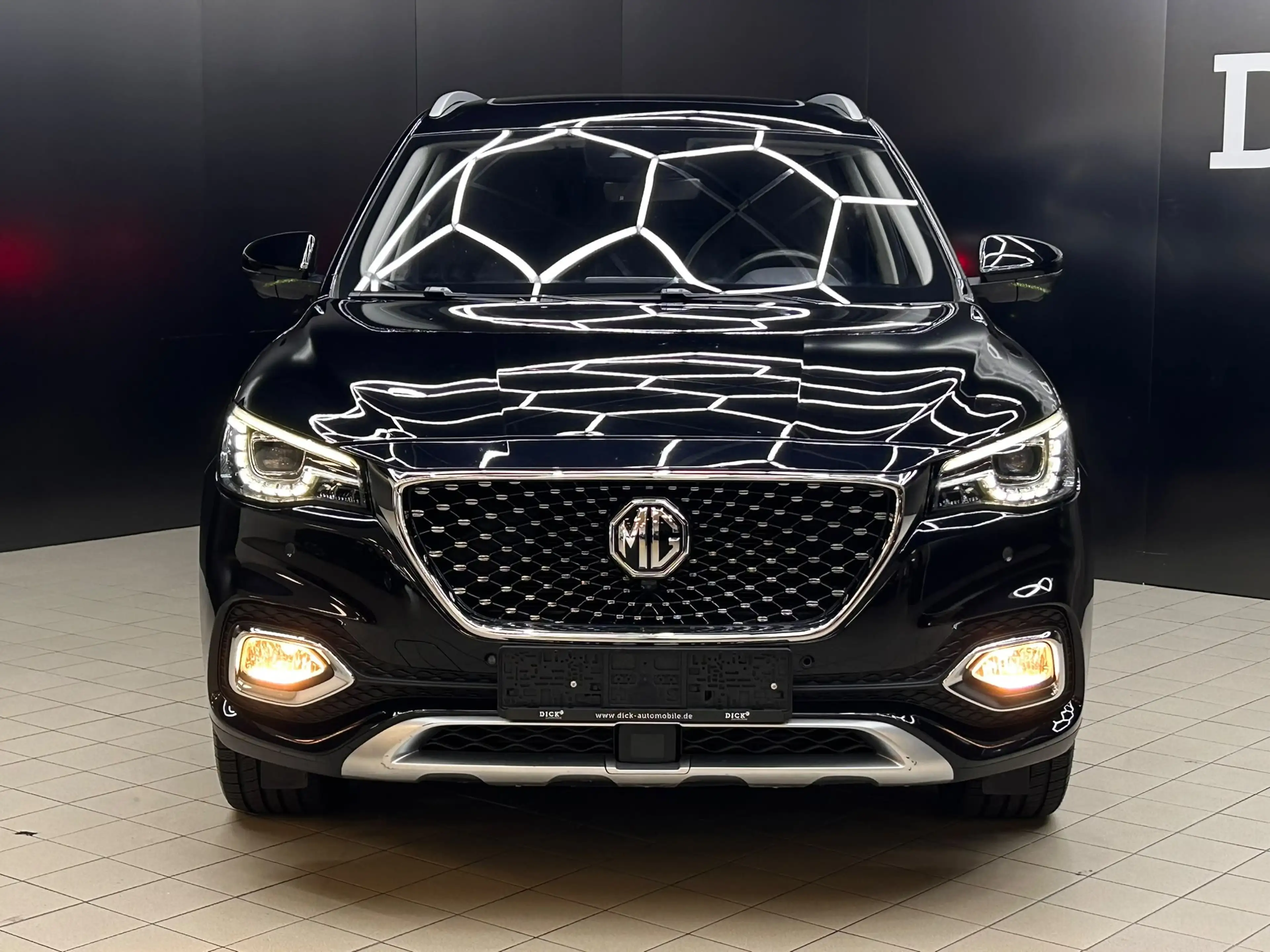 MG HS Luxury LEDER+LED+SHZ+NAVI+DAB+360°+PANO+ACC+ — photo 2