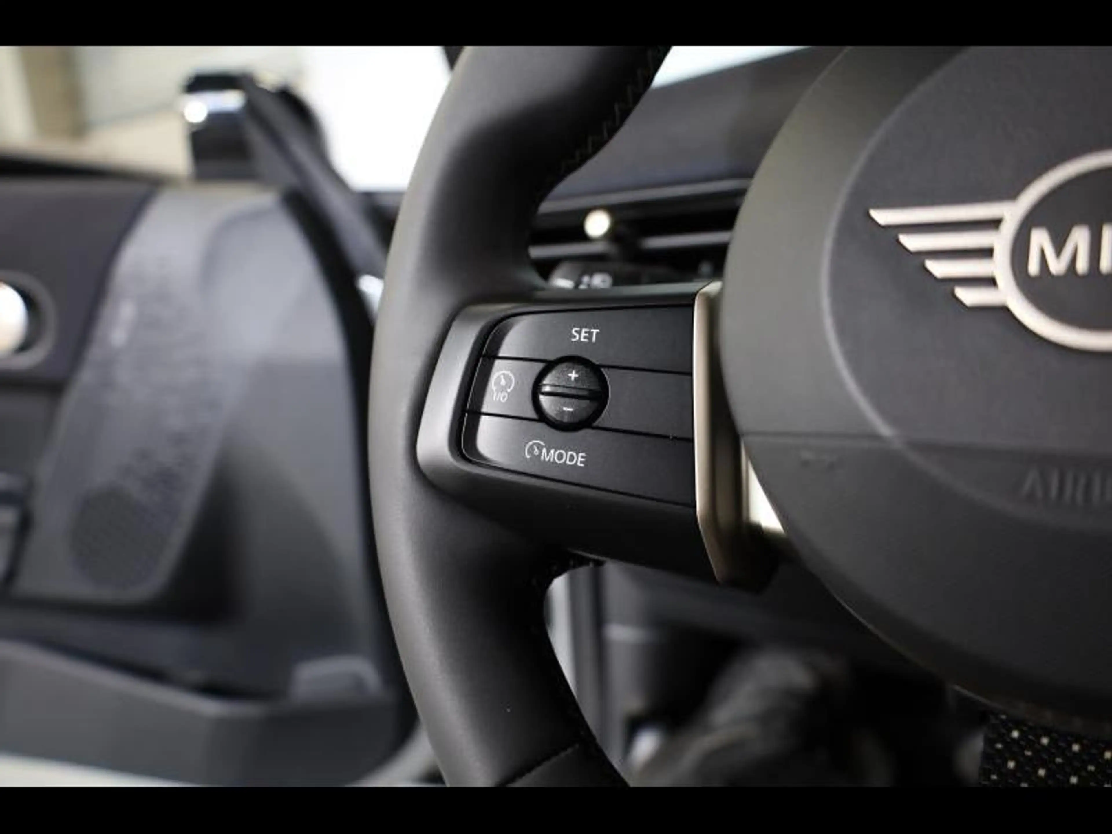 MINI Cooper C 3 portes — photo 14