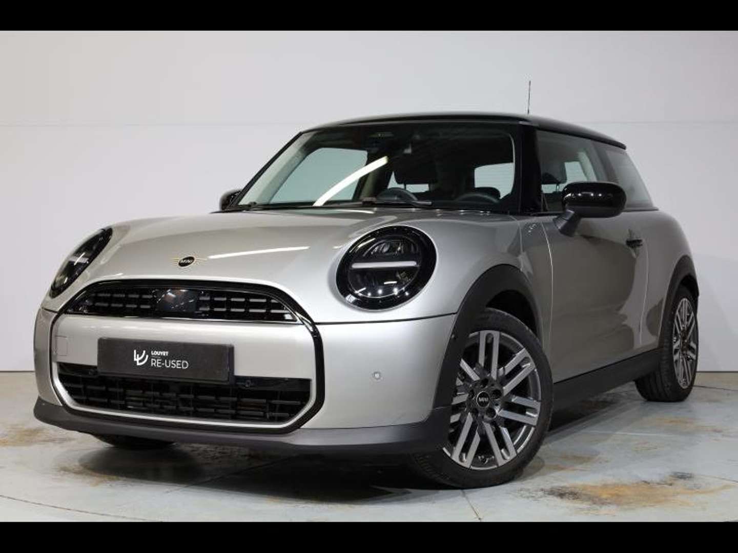 Mini Cooper C nuo 451 €/ mėn Benzinas 2024m. Hečbekas Automatinė