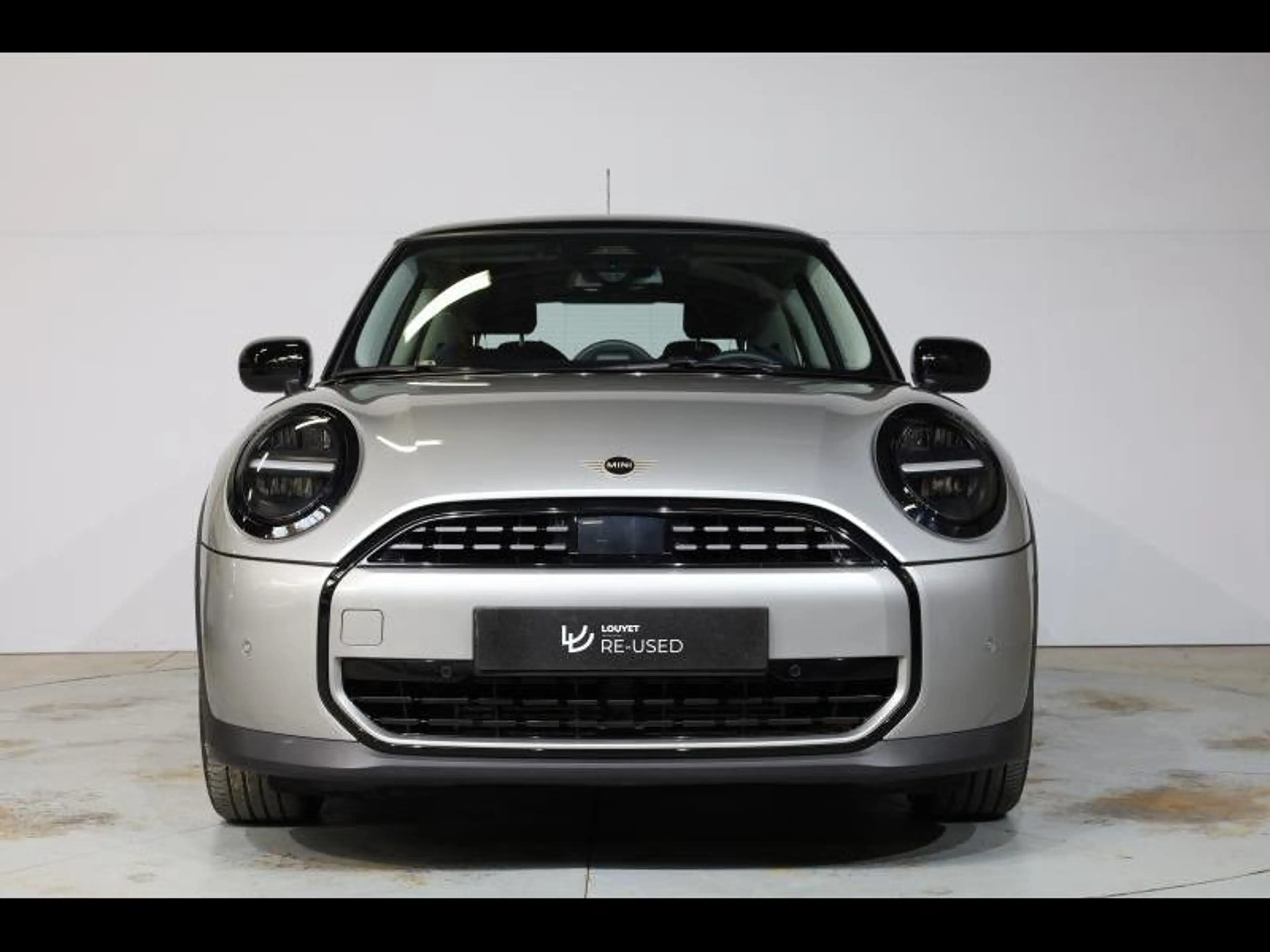 MINI Cooper C 3 portes — photo 3