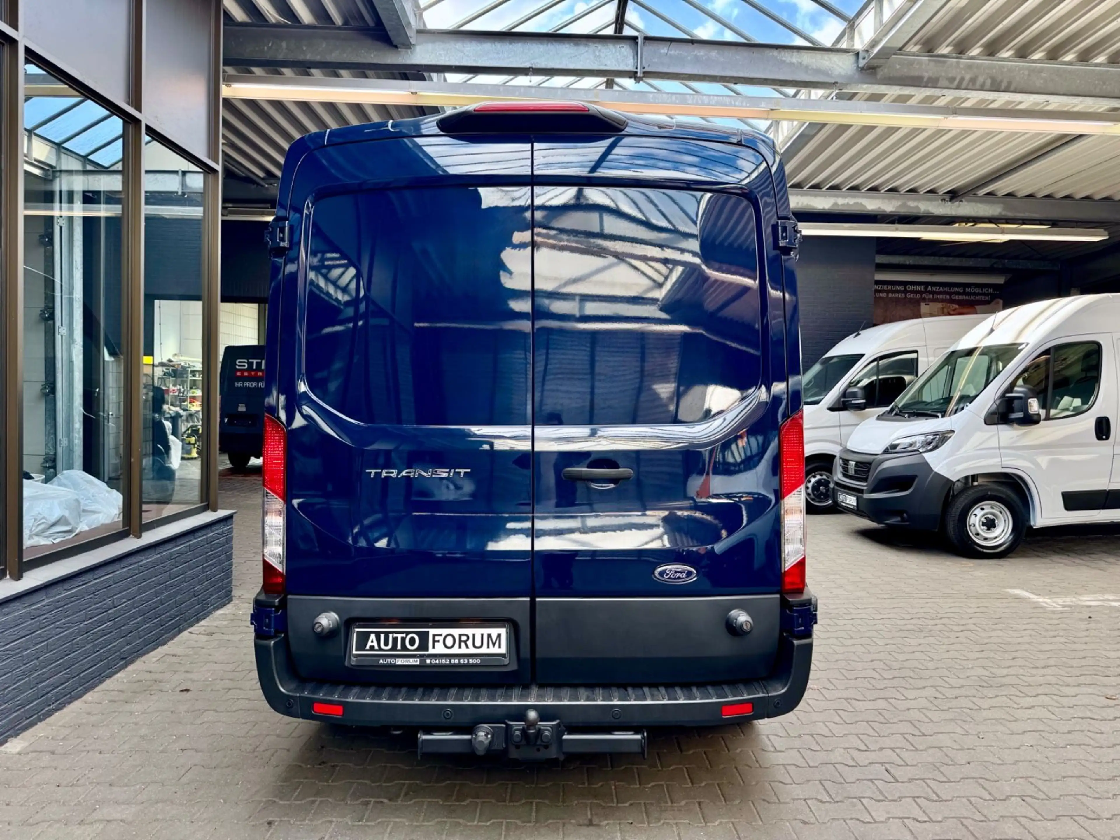 Ford Transit 2.0 TDCi L3H2 AUTOMATIK 3STZ AHK BiXENON — photo 8