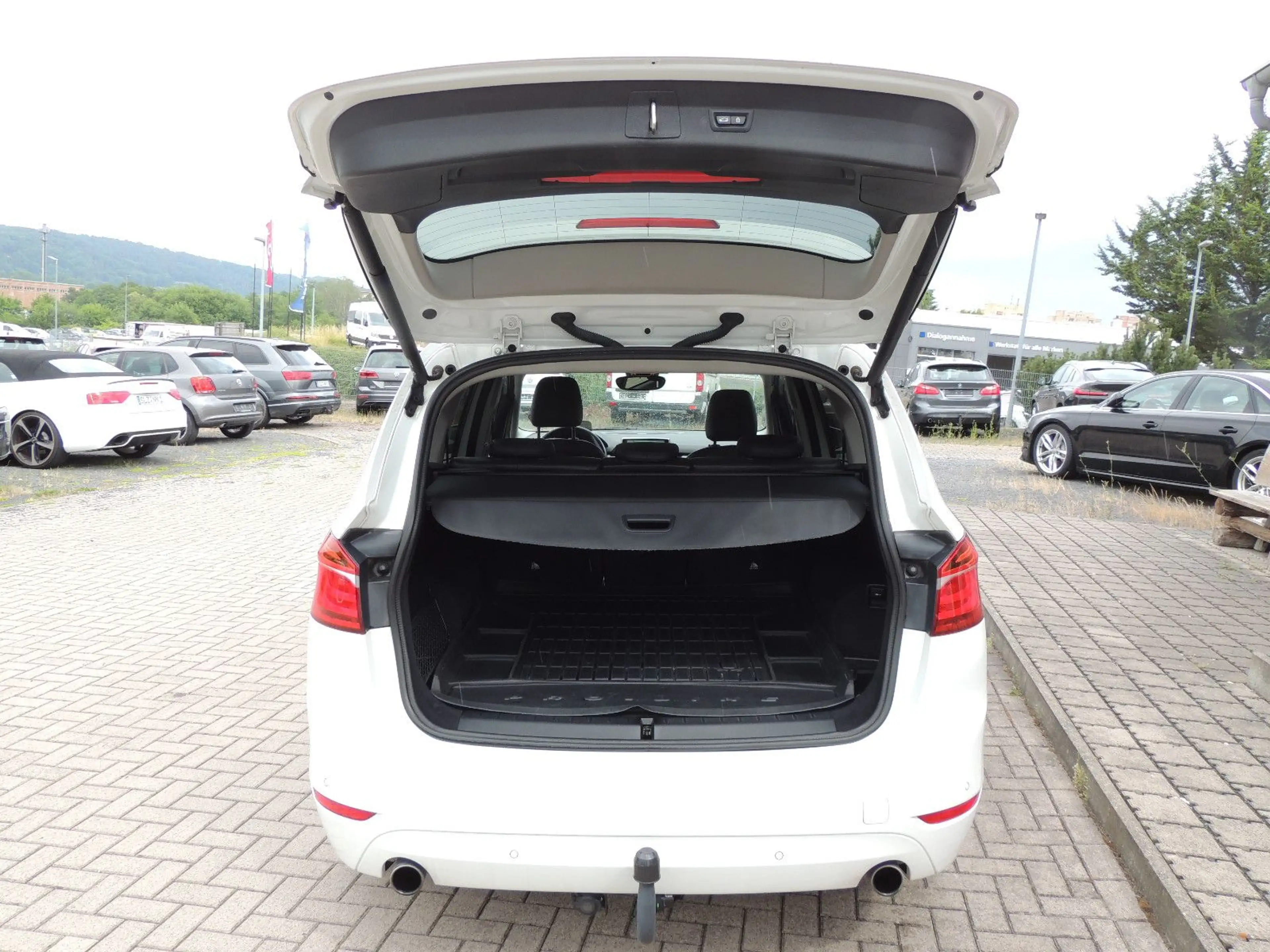 BMW 220 Gran Tourer xDrive Advantage **HUD+LED+Navi — photo 6
