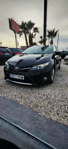 Toyota Auris 90D Active
