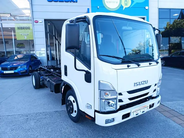Isuzu M 27 H