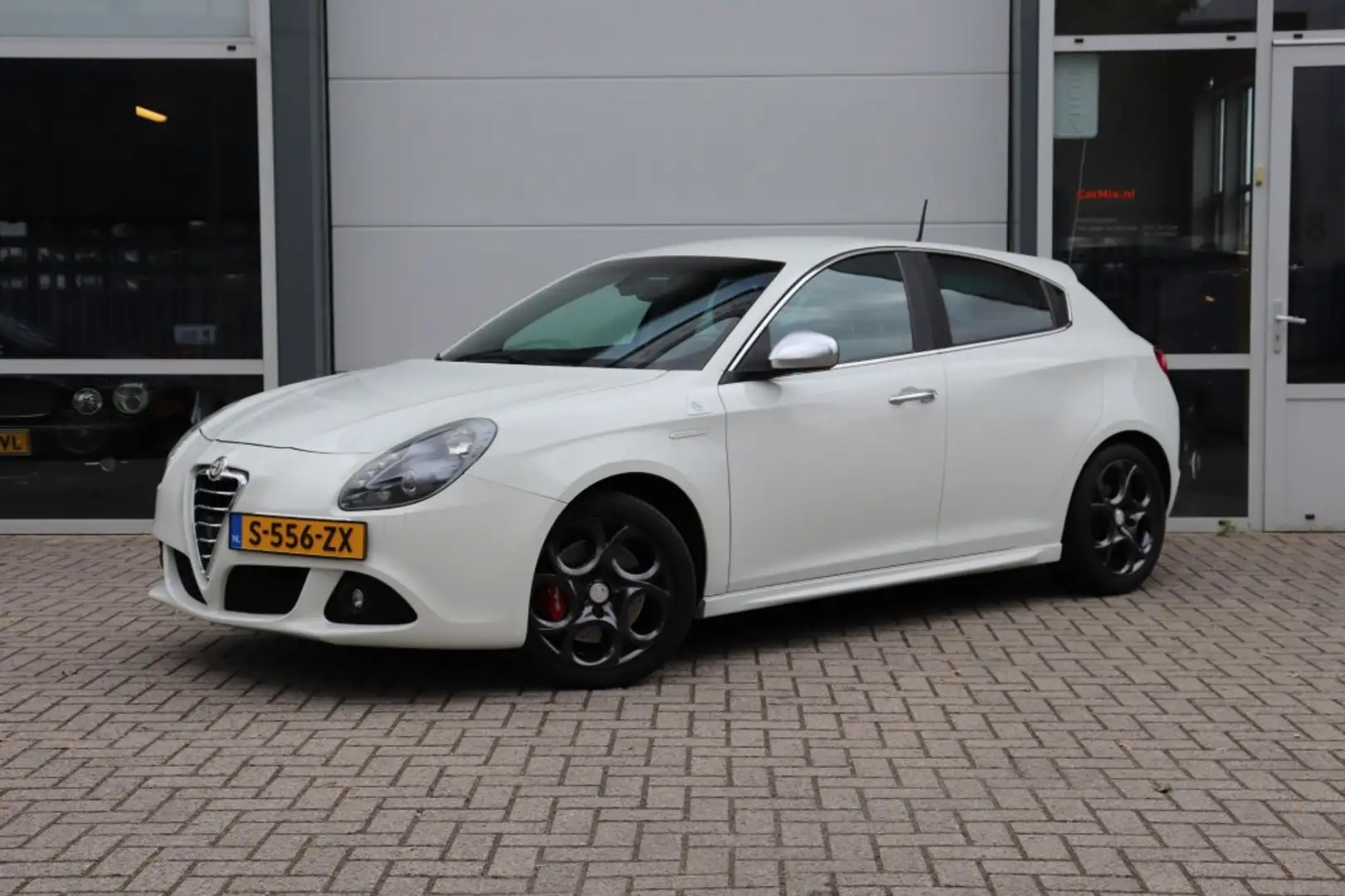 Alfa Romeo Giulietta 1.7 TBi Quadrifoglio Verde/STOEL.VERW/CLIMA/BI.XEN Wit - 1
