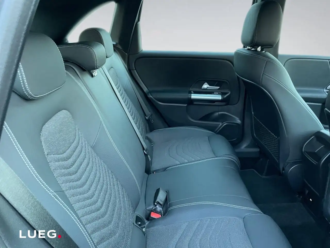 Mercedes-Benz B-Class PROGRESSIVE+LENKRHZG+LED+EASY PACK HECKKL, миниатюра 13