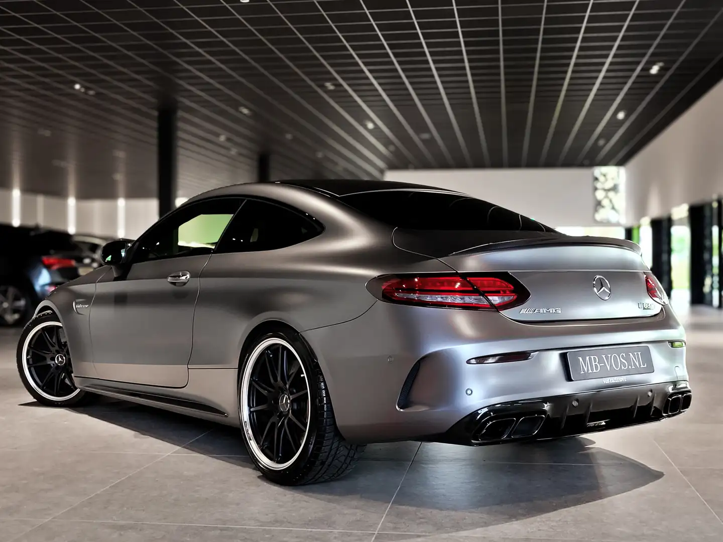 Mercedes-Benz C 63 AMG Coupé S Ceramic|Matte lak|Aerodynamica|Full Carbon Grijs - 2