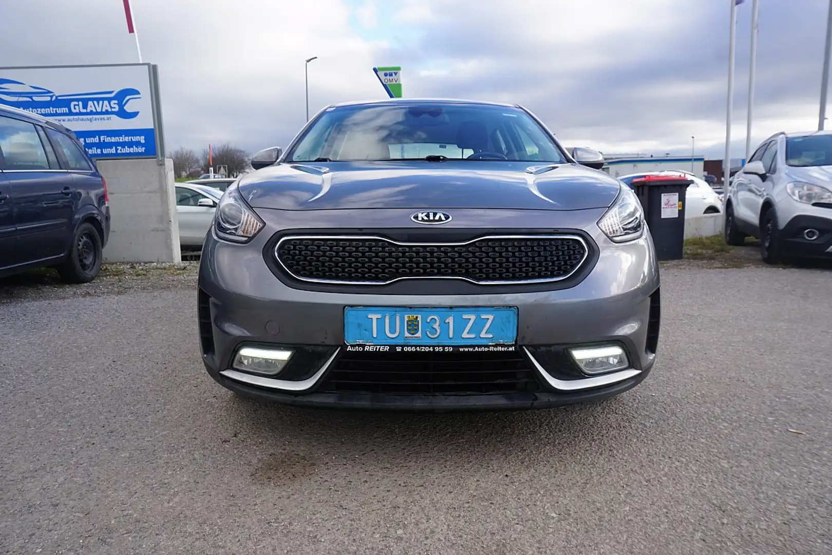 Kia Niro 1,6 GDI Hybrid Titan DCT Grau - 1