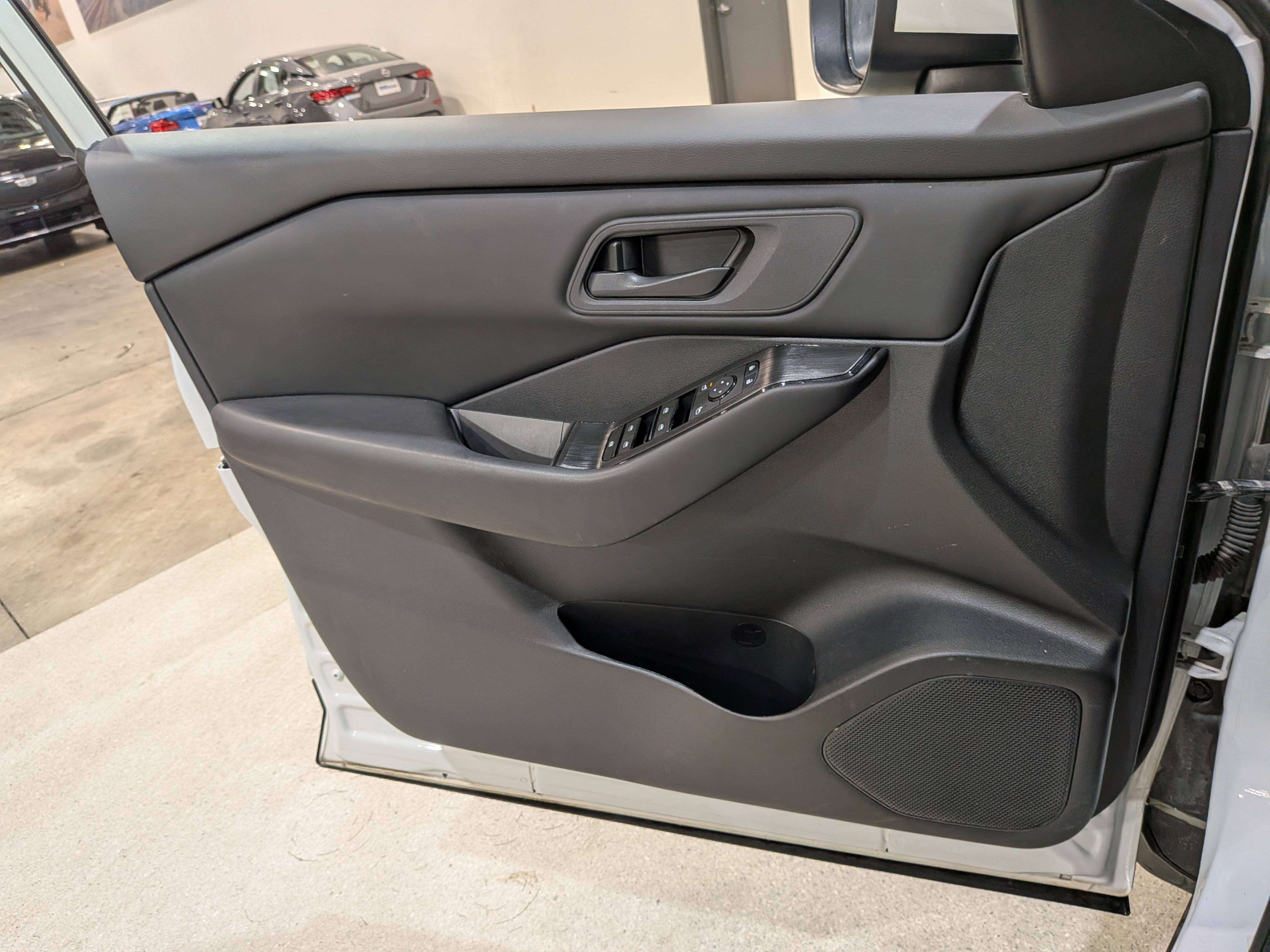 Nissan Rogue 2024
