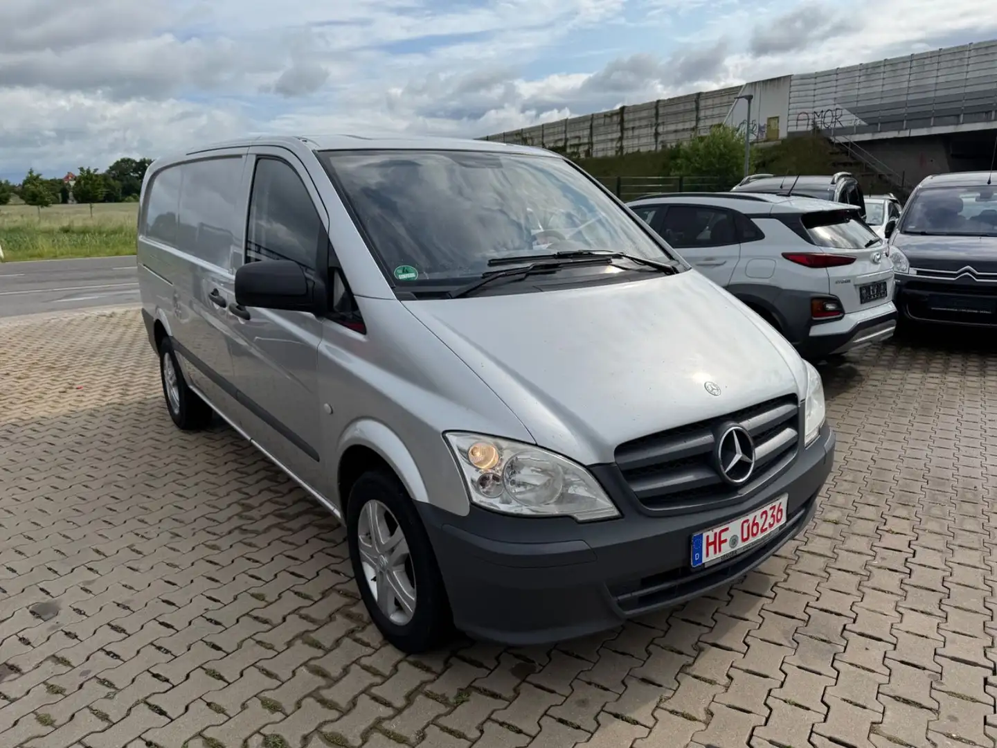 Mercedes-Benz Vito Kasten 113 CDI lang Klima Scheckheft Argent - 2