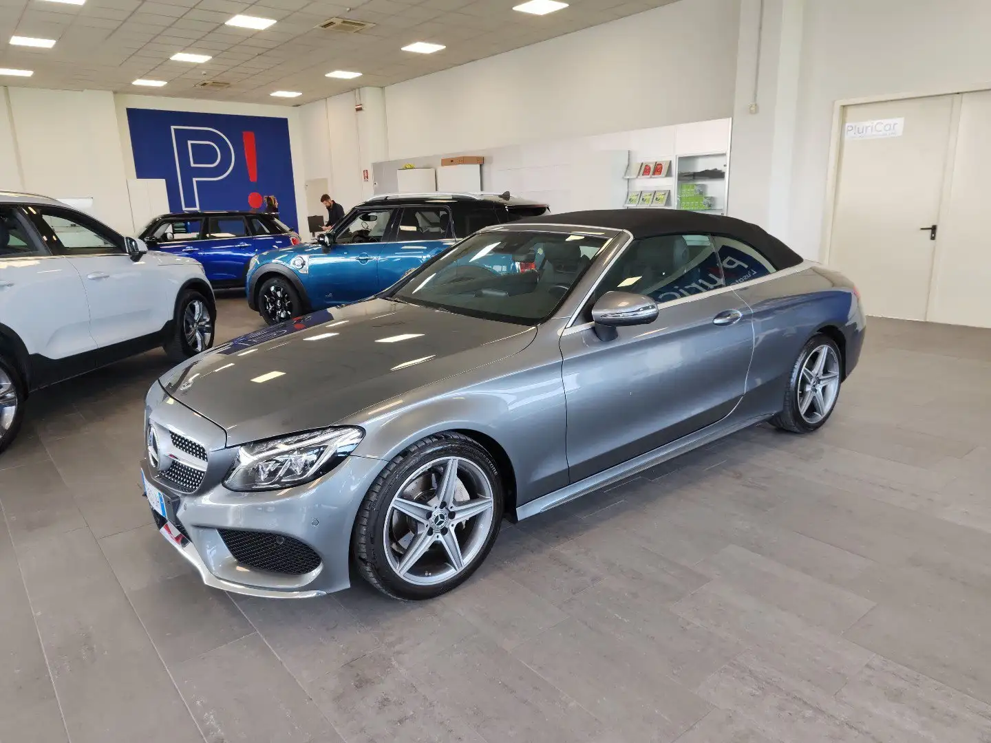 Mercedes-Benz C 200 Cabrio Premium Plus Auto Navi Pelle+Alcantara Šedá - 1