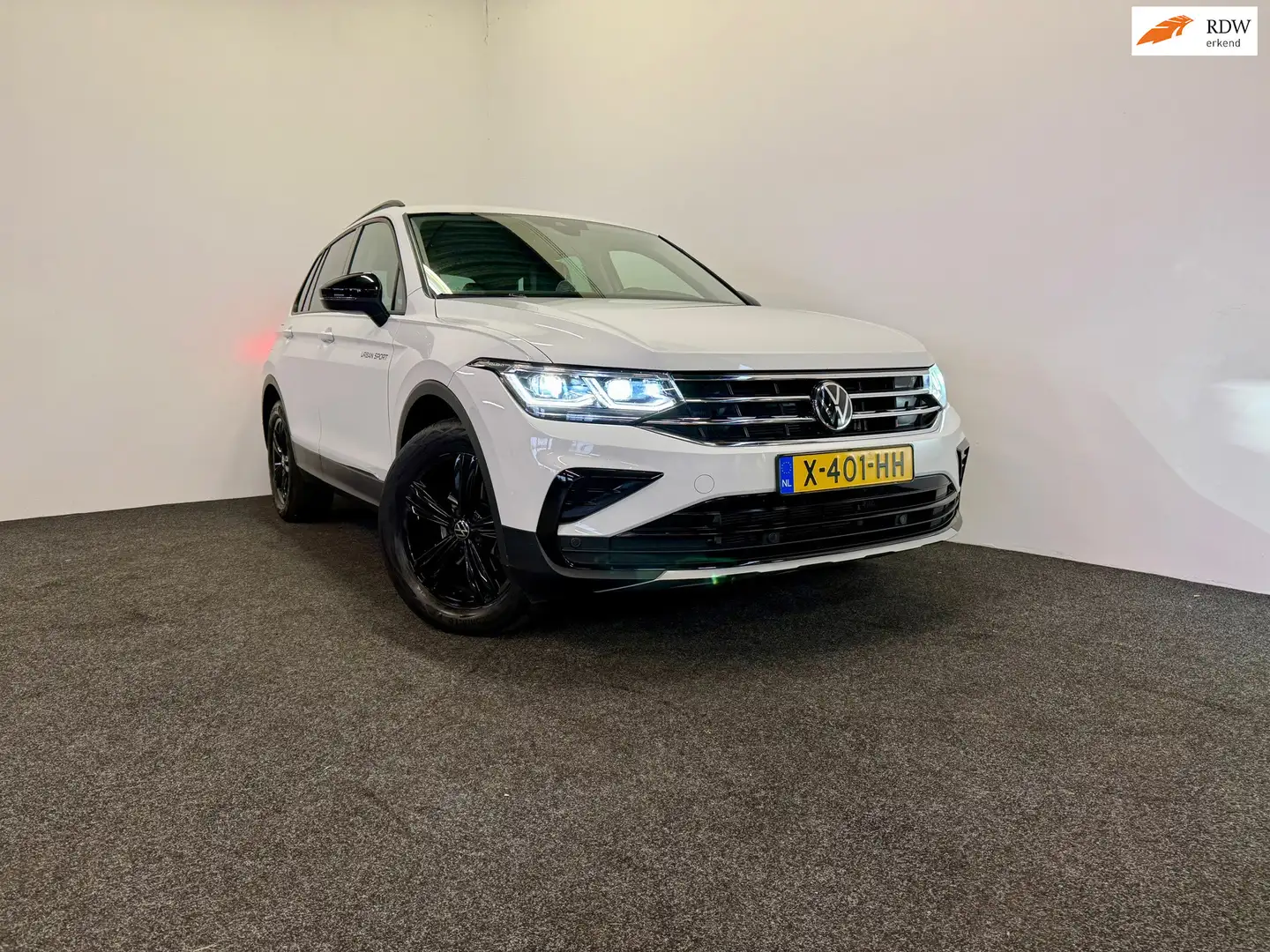 Volkswagen Tiguan | 2022 | Automaat | Clima | ACC | IQ Lights Wit - 1