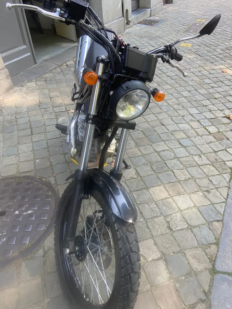 Yamaha Tricker crna - 1