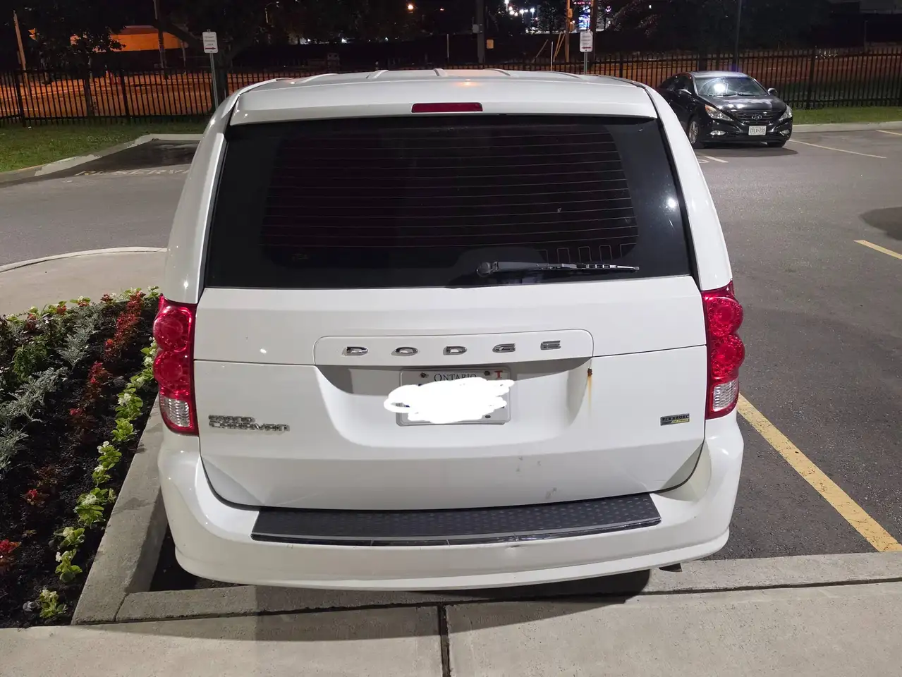 Dodge Grand Caravan снимка Dodge Grand Caravan