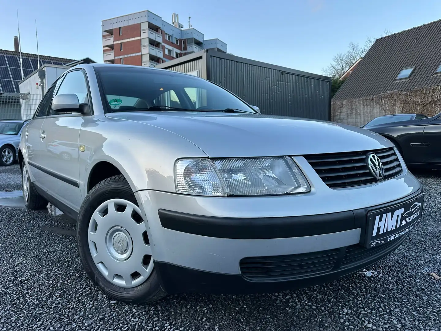 Volkswagen Passat 1.8l *1.Hand* TÜV/ASU NEU - 1