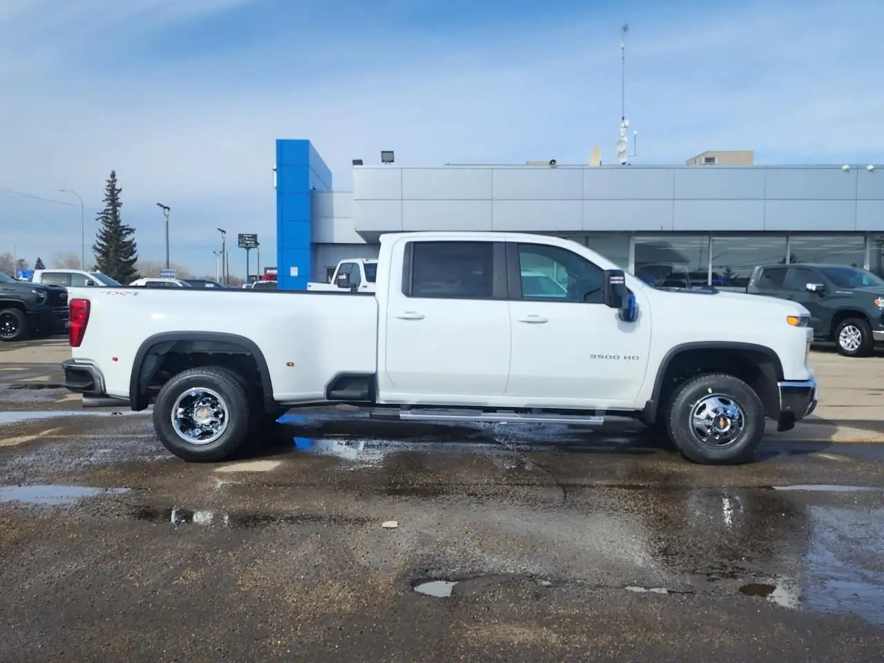 Chevrolet Silverado 3500 снимка Chevrolet Silverado 3500