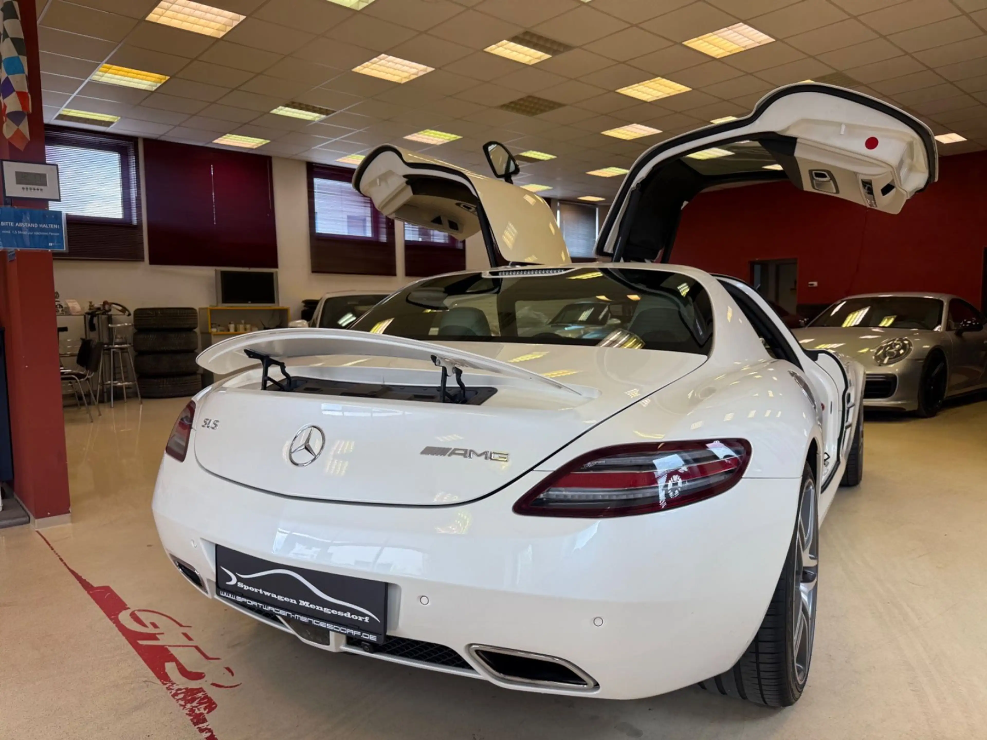 Mercedes-Benz SLS Coupe Carbon,DESIGNO,DEUTSCH,2HAND,TRAUM — photo 6