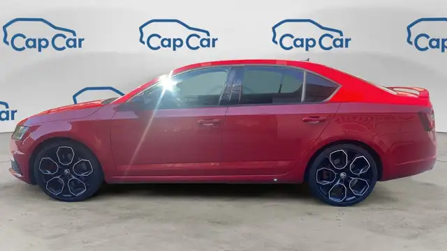 Skoda Octavia view 2