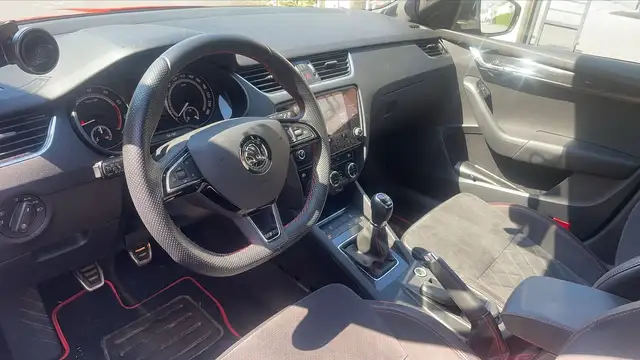 Skoda Octavia view 8