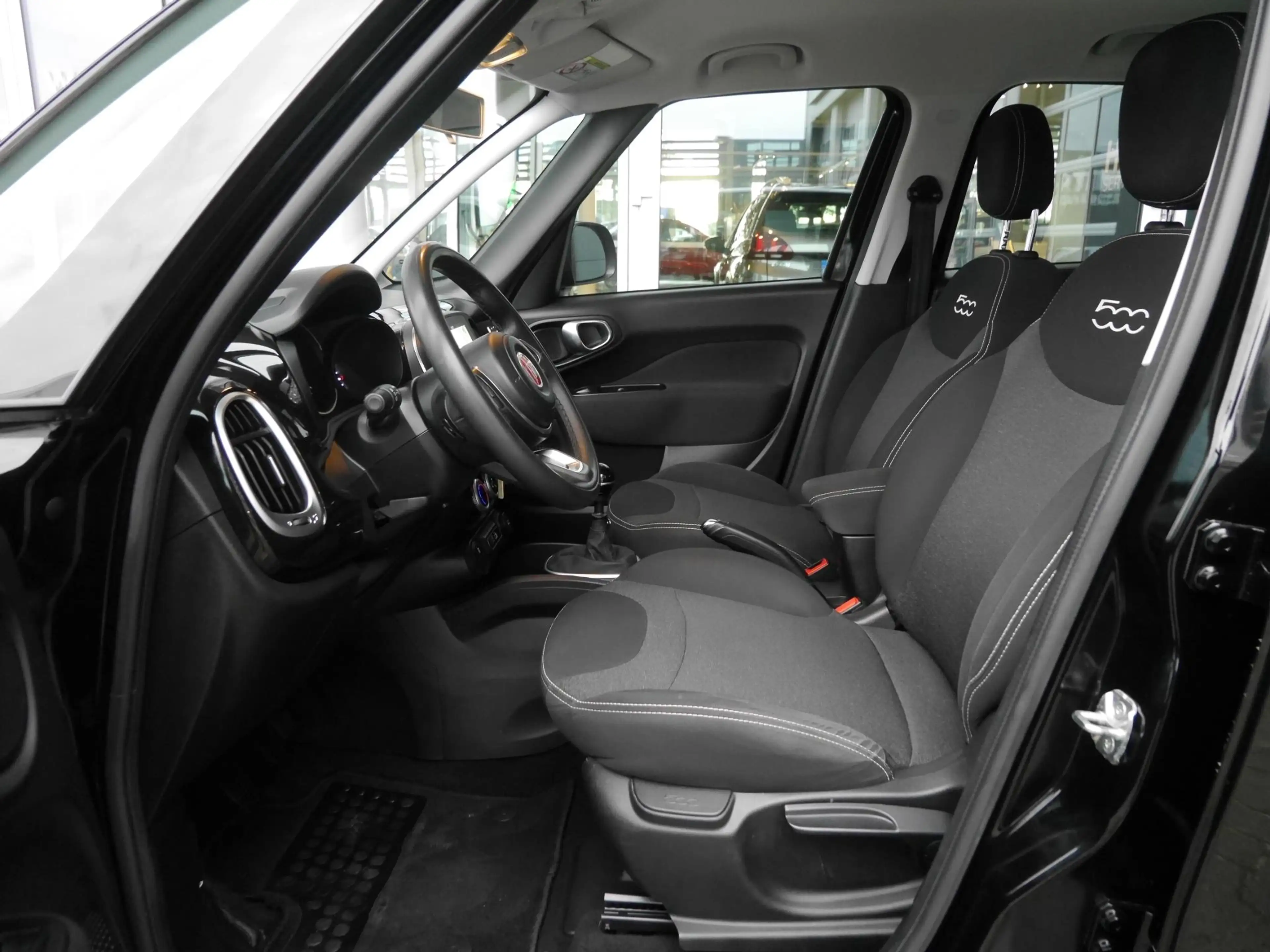 Fiat 500L 0.9 TwinAir CityCross | Airco | Navigatie | Lichtm — photo 8