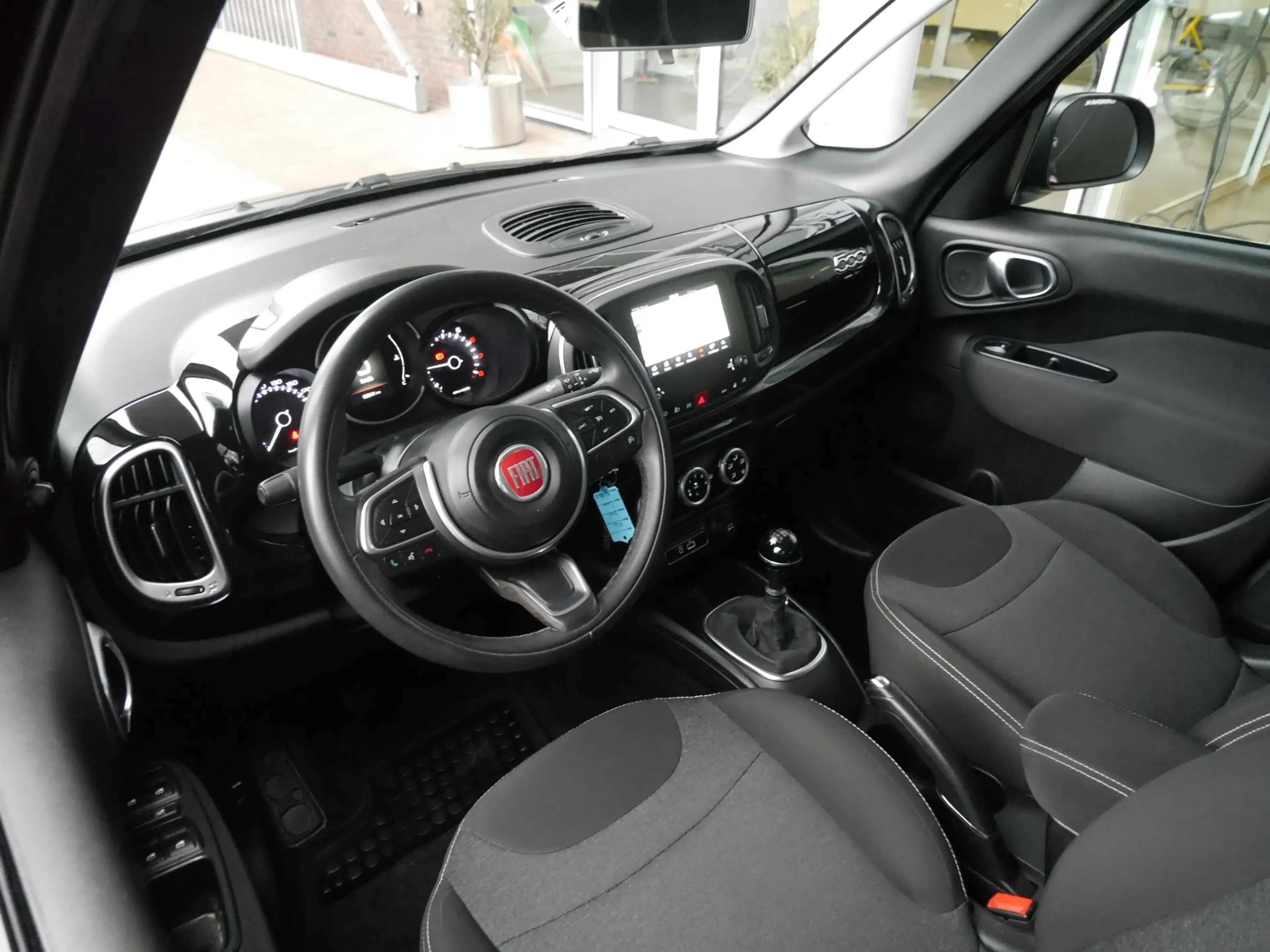 Fiat 500L 0.9 TwinAir CityCross | Airco | Navigatie | Lichtm — photo 9