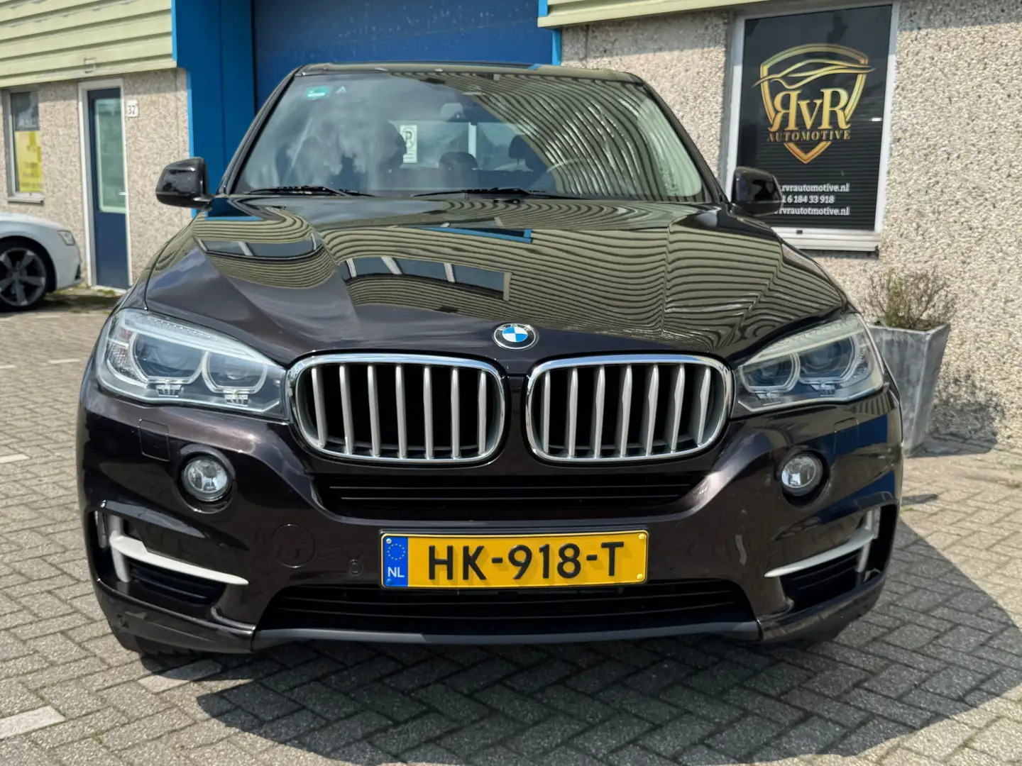 BMW X5 xDrive40e UNIEK LAGE STAND Bruin - 2
