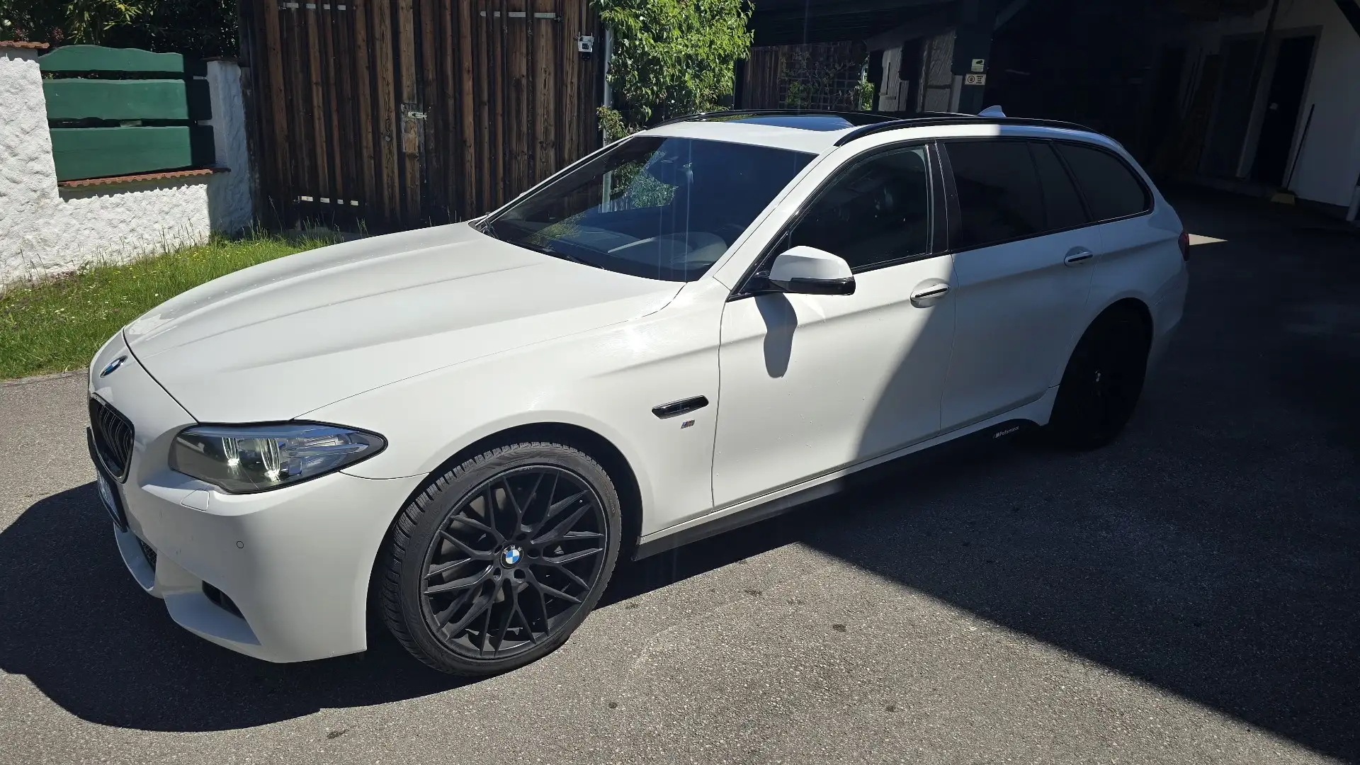 BMW 530 530d xDrive Österreich-Paket Touring Aut. - 2