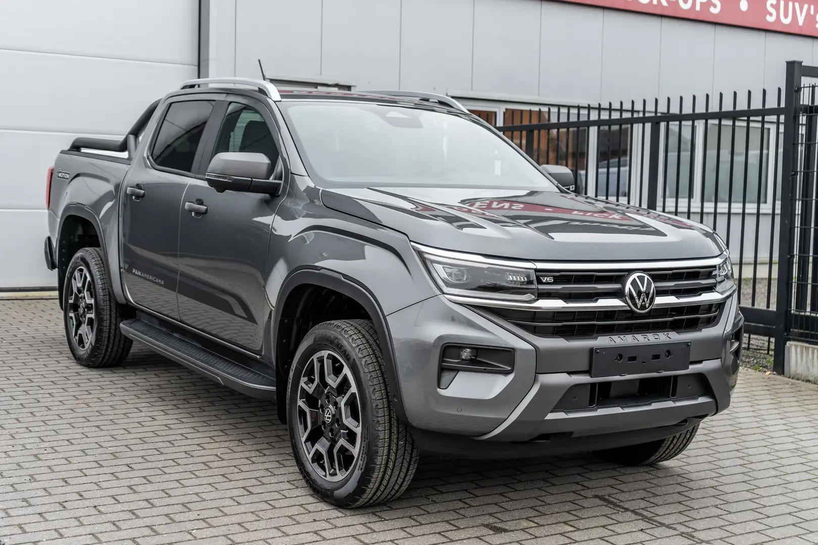 Volkswagen Amarok 3.0TDI V6 PanAmericana - Automaat - 55.000 excl. Grijs - 1