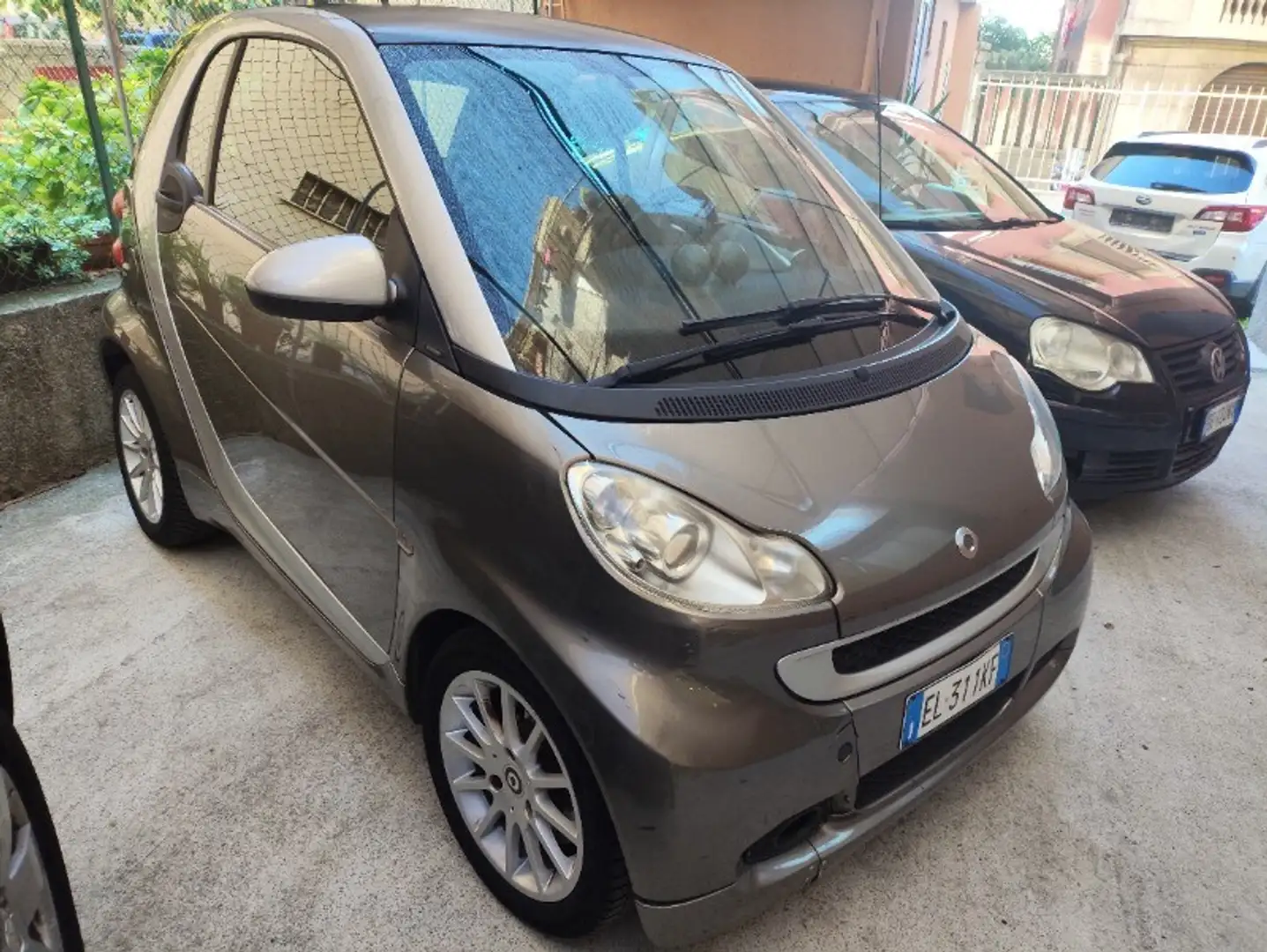 smart forTwo 1000 52 kW MHD coupé passion Grigio - 1