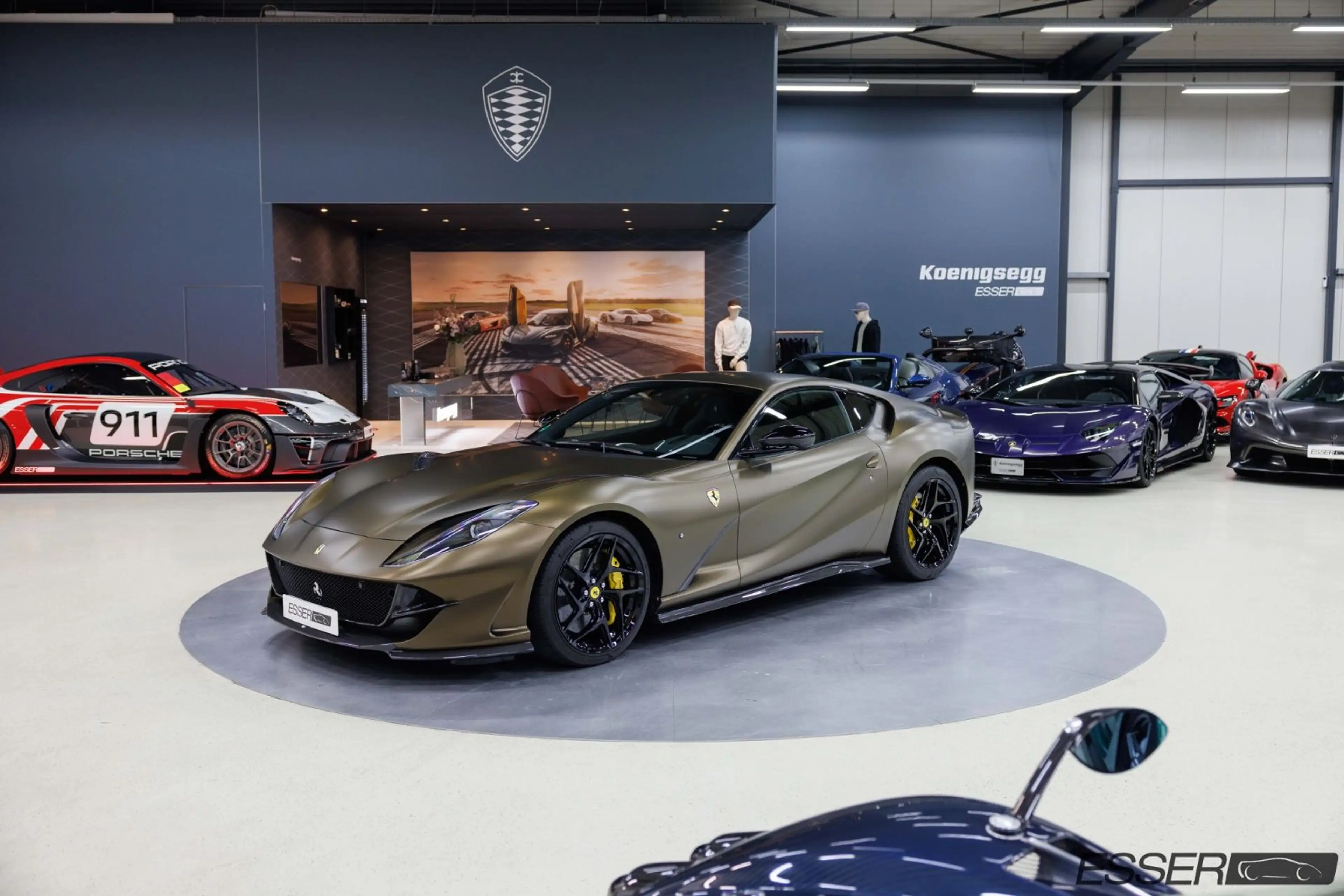 Ferrari 812 Superfast | Novitec | Schalensitze | Carbon — photo 4