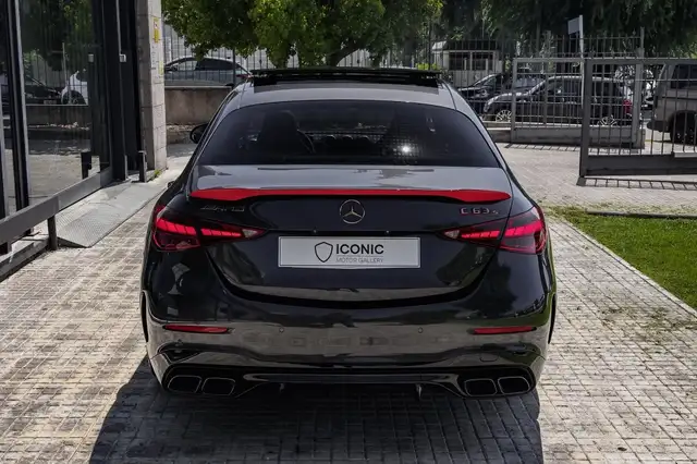 Mercedes-Benz C-Class view 8