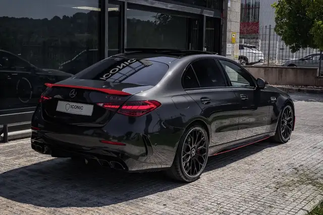 Mercedes-Benz C-Class view 7