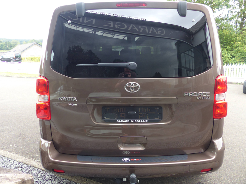 Toyota Proace Proace Verso 2.0 D-4D Long MPV S — photo 11
