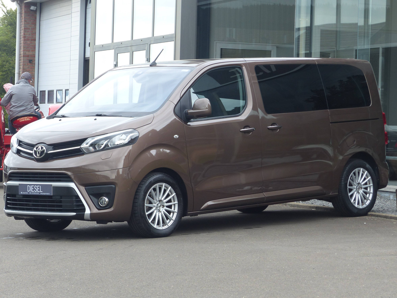 Toyota Proace Proace Verso 2.0 D-4D Long MPV S — photo 5