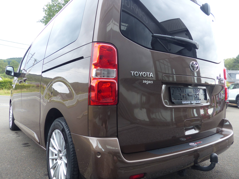 Toyota Proace Proace Verso 2.0 D-4D Long MPV S — photo 10