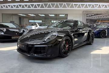 911 Carrera 4 GTS