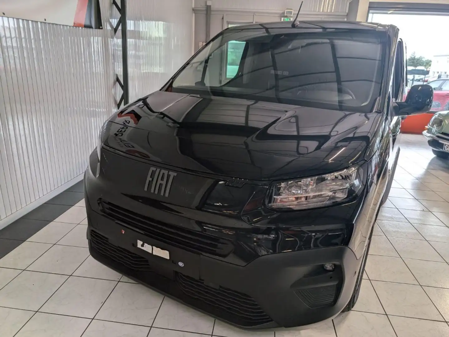 Fiat Doblo FIAT DOBLO CARGO 1.5L 100CV BVM6 PREMIUM CONNECT Noir - 1