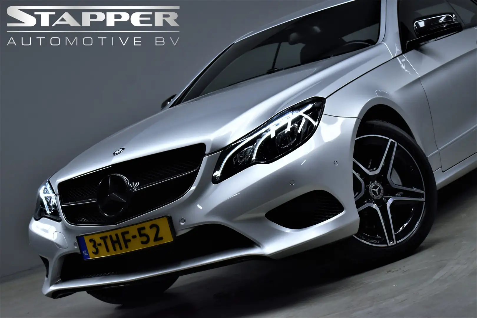 Mercedes-Benz E 200 Coupé CGI 184pk Avantgarde Automaat Trekhaak/Navi/ Grijs - 2
