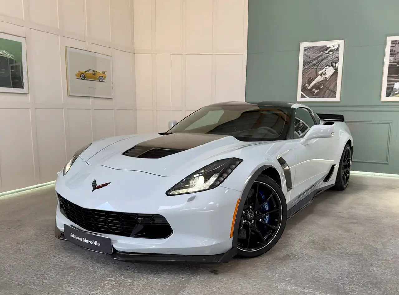 Corvette C7 Z06 3LZ Carbon 65 Edition 659ch — photo 1 of 40