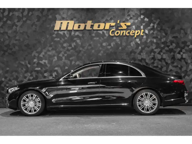 Mercedes-Benz S-Class view 2