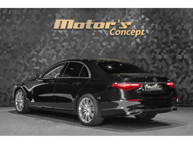 Mercedes-Benz S-Class view 3
