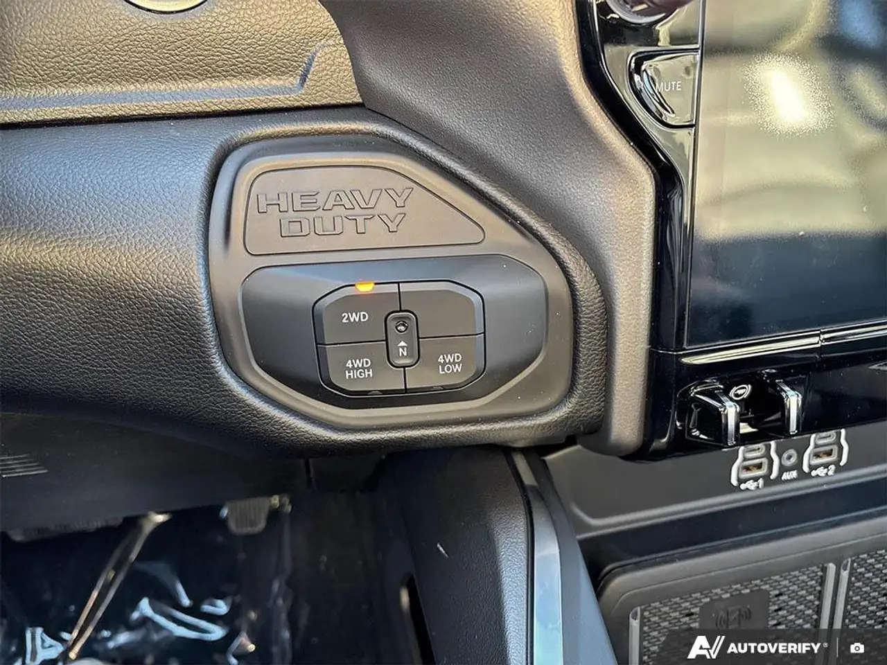 RAM 3500 снимка RAM 3500