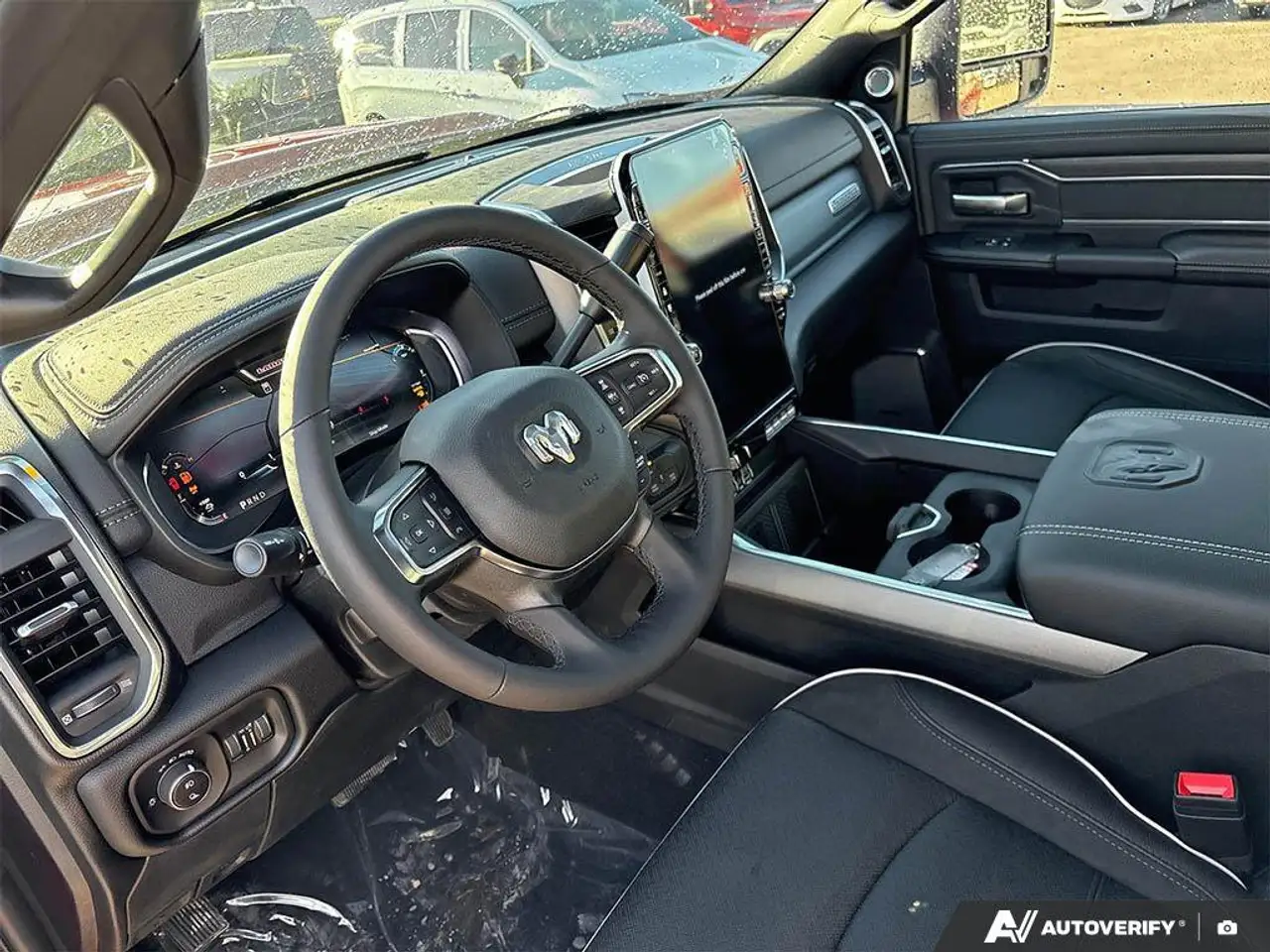 RAM 3500 снимка RAM 3500