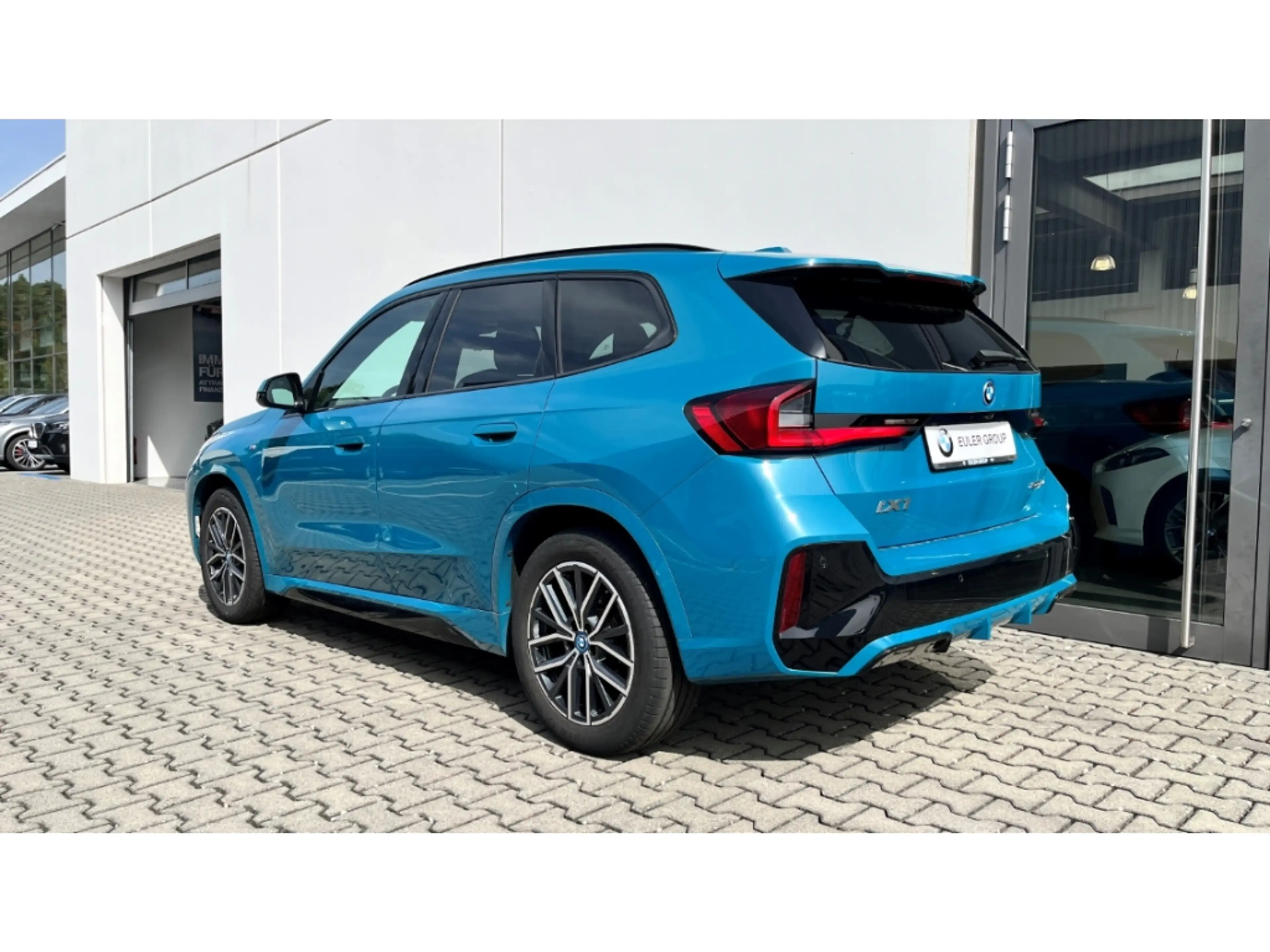 BMW iX1 xDrive 30A Sportpaket AD AHK-el. klappb. AHK-klapp — photo 4