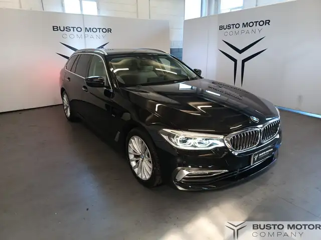 BMW 520 520d Touring Luxury auto PROMO VALIDA CON FINANZIAMENTO!!! 2 ANNI GARANZIA