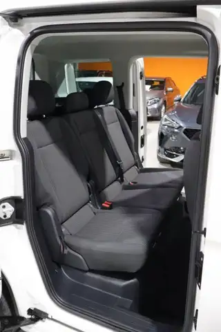 Volkswagen Caddy view 12