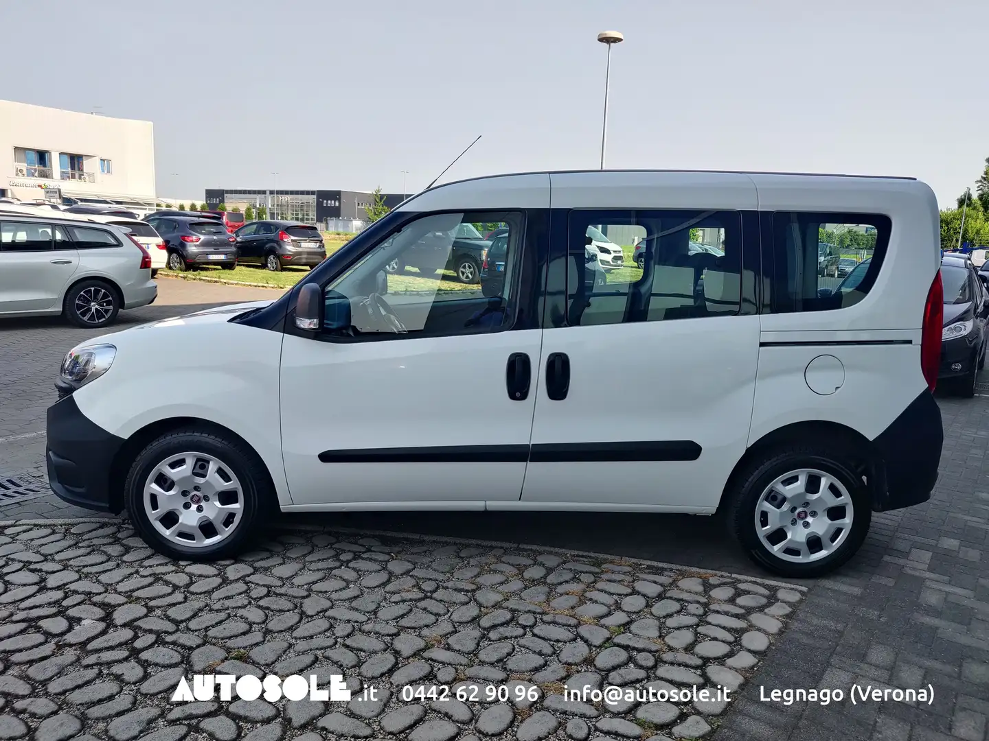 Fiat Doblo 1.6 Mjt 16v Easy 95cv Autovettura Wit - 2